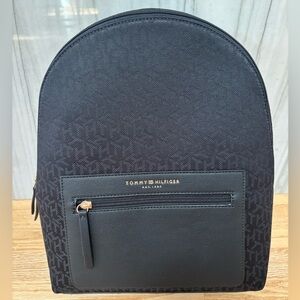 NWT Tommy Hilfiger backpack